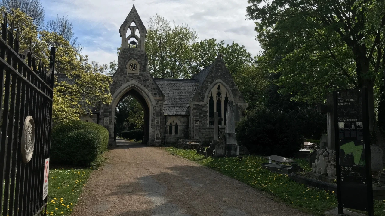 South Ealing Cemetery